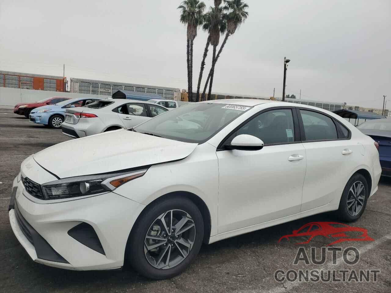 KIA FORTE 2023 - 3KPF24AD3PE652948