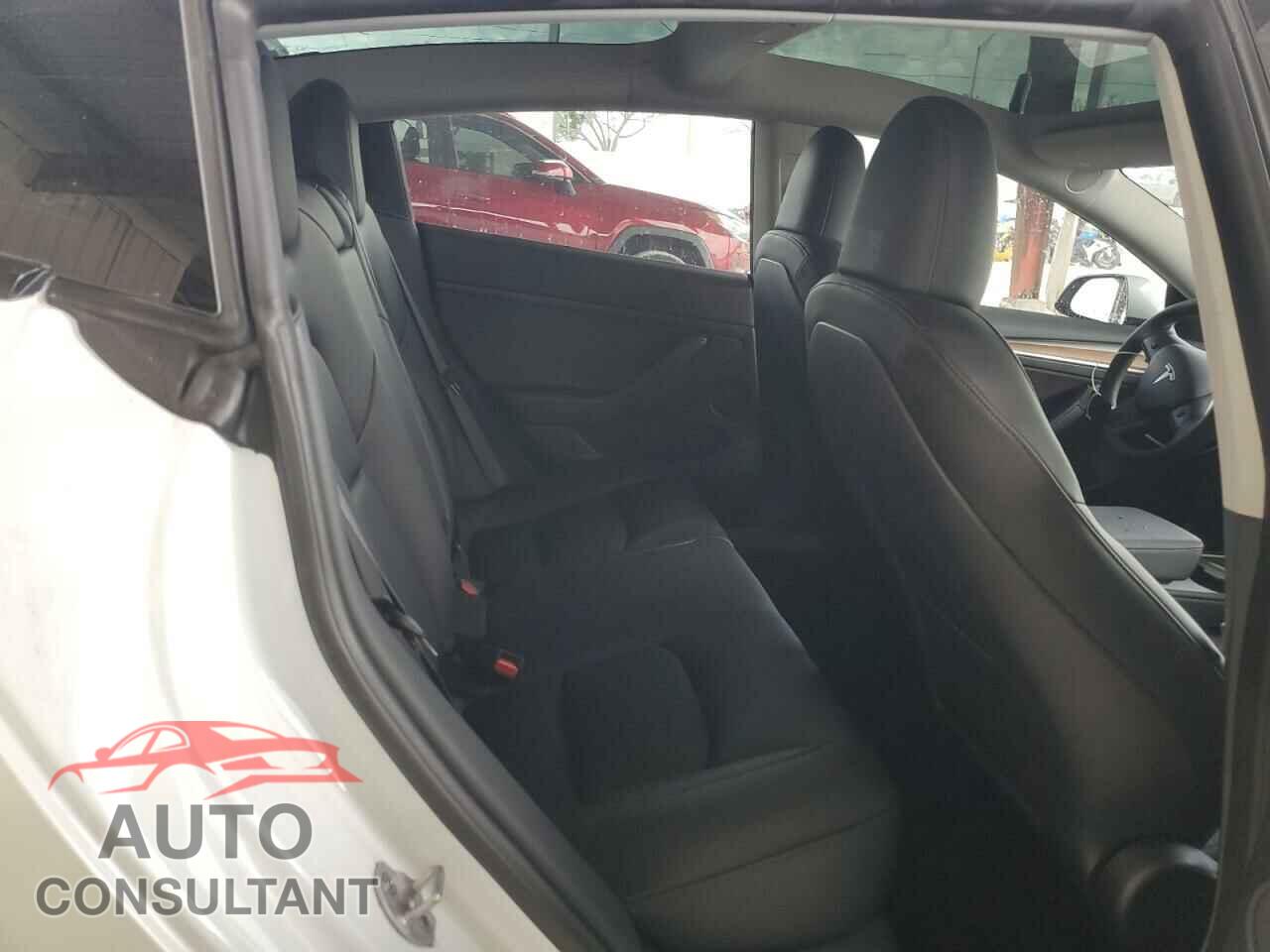 TESLA MODEL 3 2023 - 5YJ3E1EA1PF487758