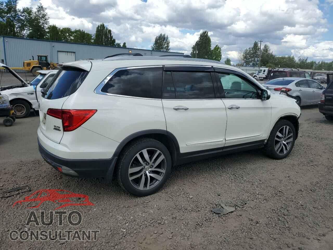 HONDA PILOT 2016 - 5FNYF6H0XGB033060