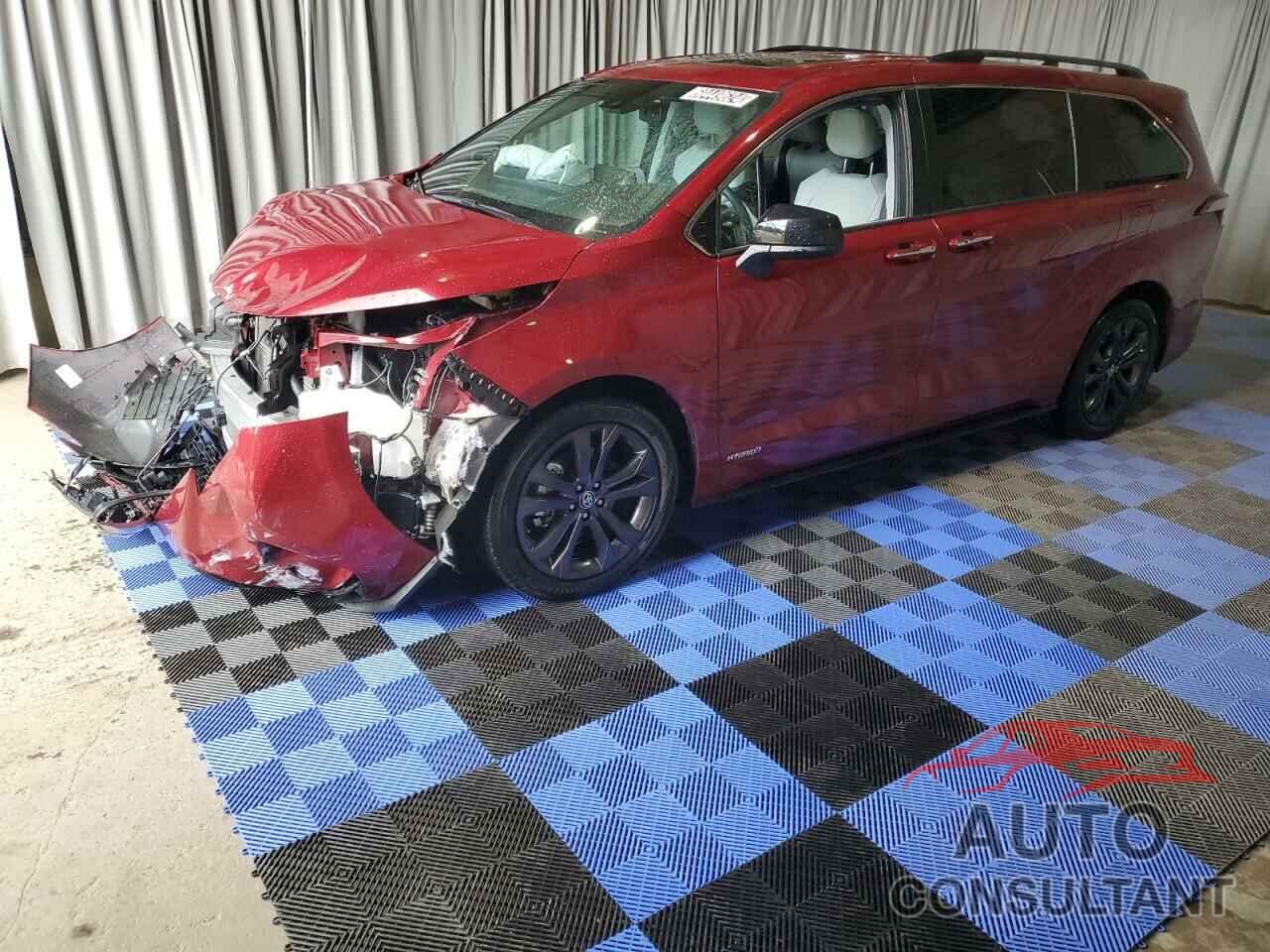 TOYOTA SIENNA 2021 - 5TDDRKEC1MS021660