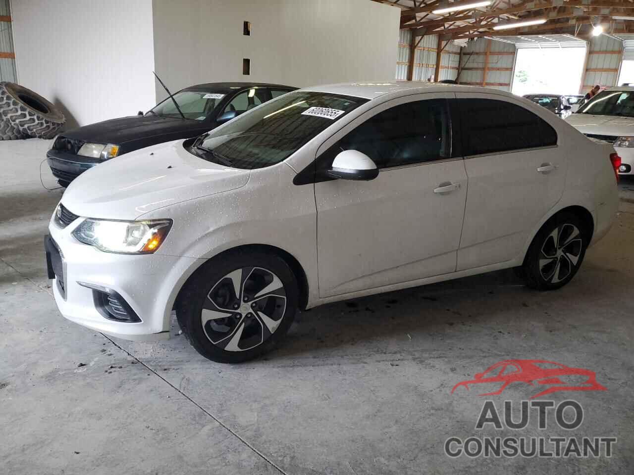 CHEVROLET SONIC 2017 - 1G1JF5SBXH4127057