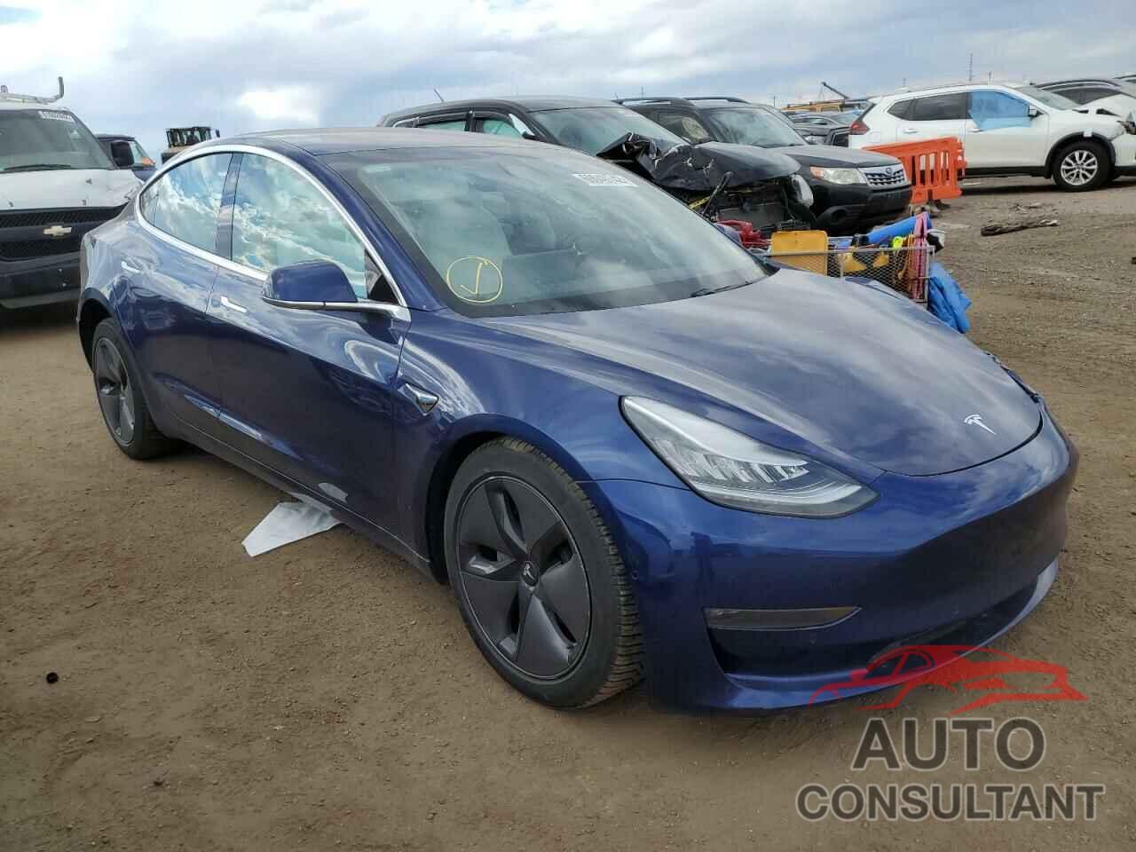 TESLA MODEL 3 2018 - 5YJ3E1EB0JF100942