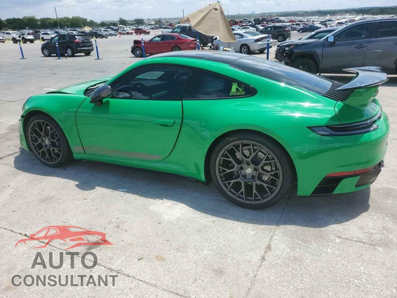 PORSCHE 911 2023 - WP0AA2A95PS206150