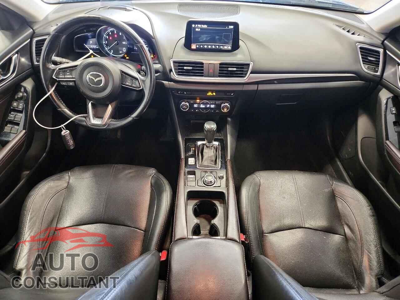 MAZDA 3 2017 - JM1BN1W38H1103089