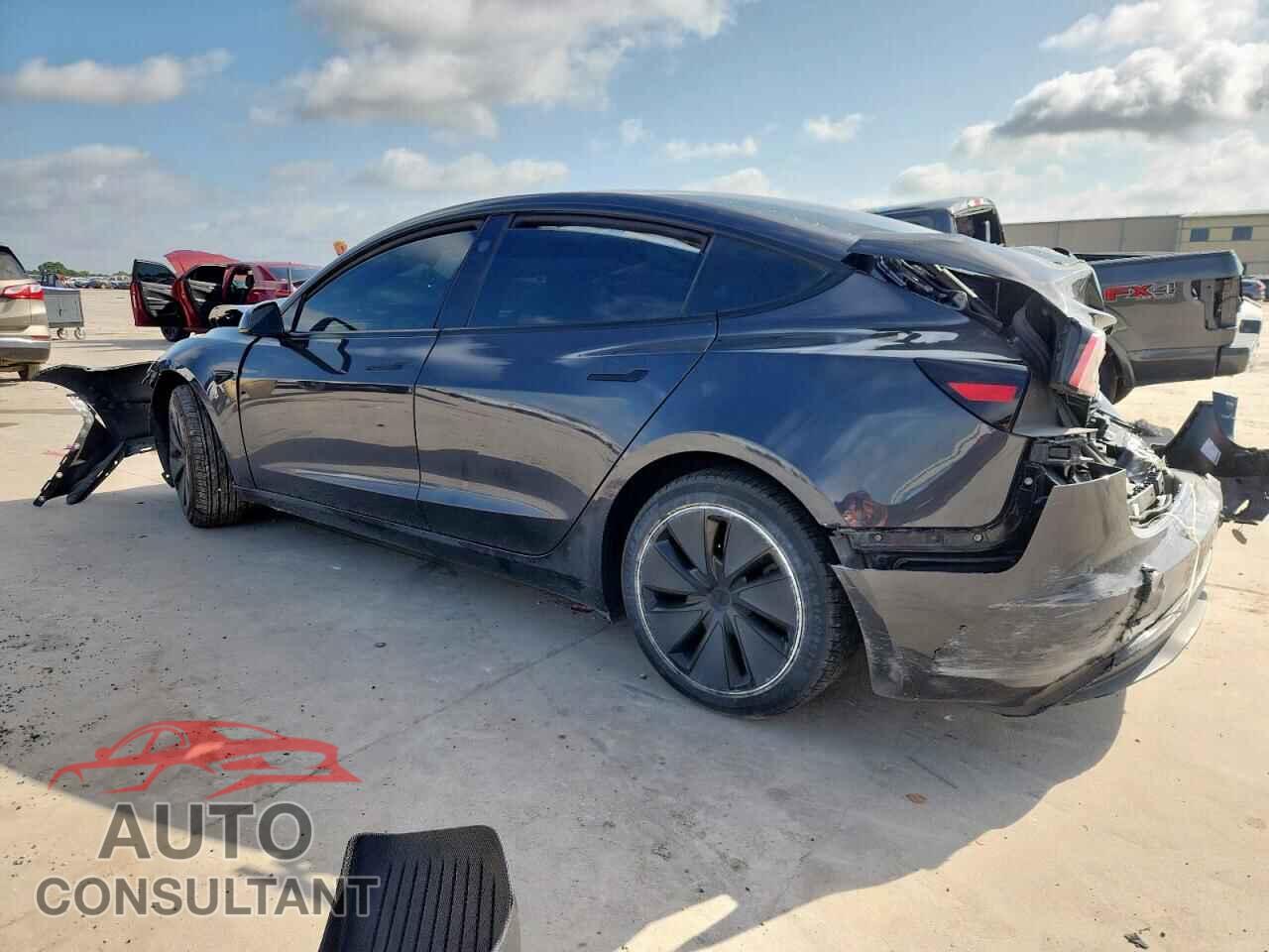 TESLA MODEL 3 2024 - 5YJ3E1EA4RF861850