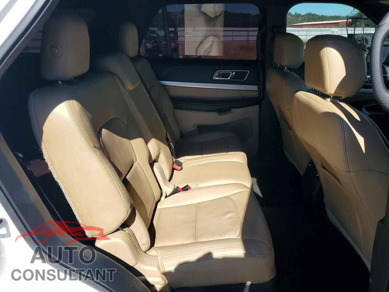 FORD EXPLORER 2017 - 1FM5K7D88HGD05916