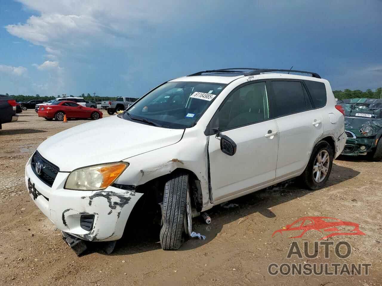 TOYOTA RAV4 2011 - JTMZF4DV7B5041198