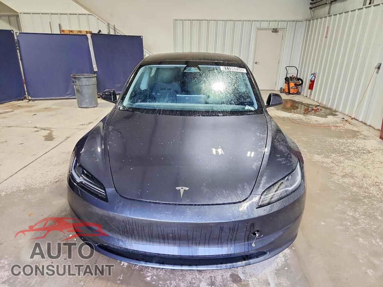 TESLA MODEL 3 2024 - 5YJ3E1EB3RF750070
