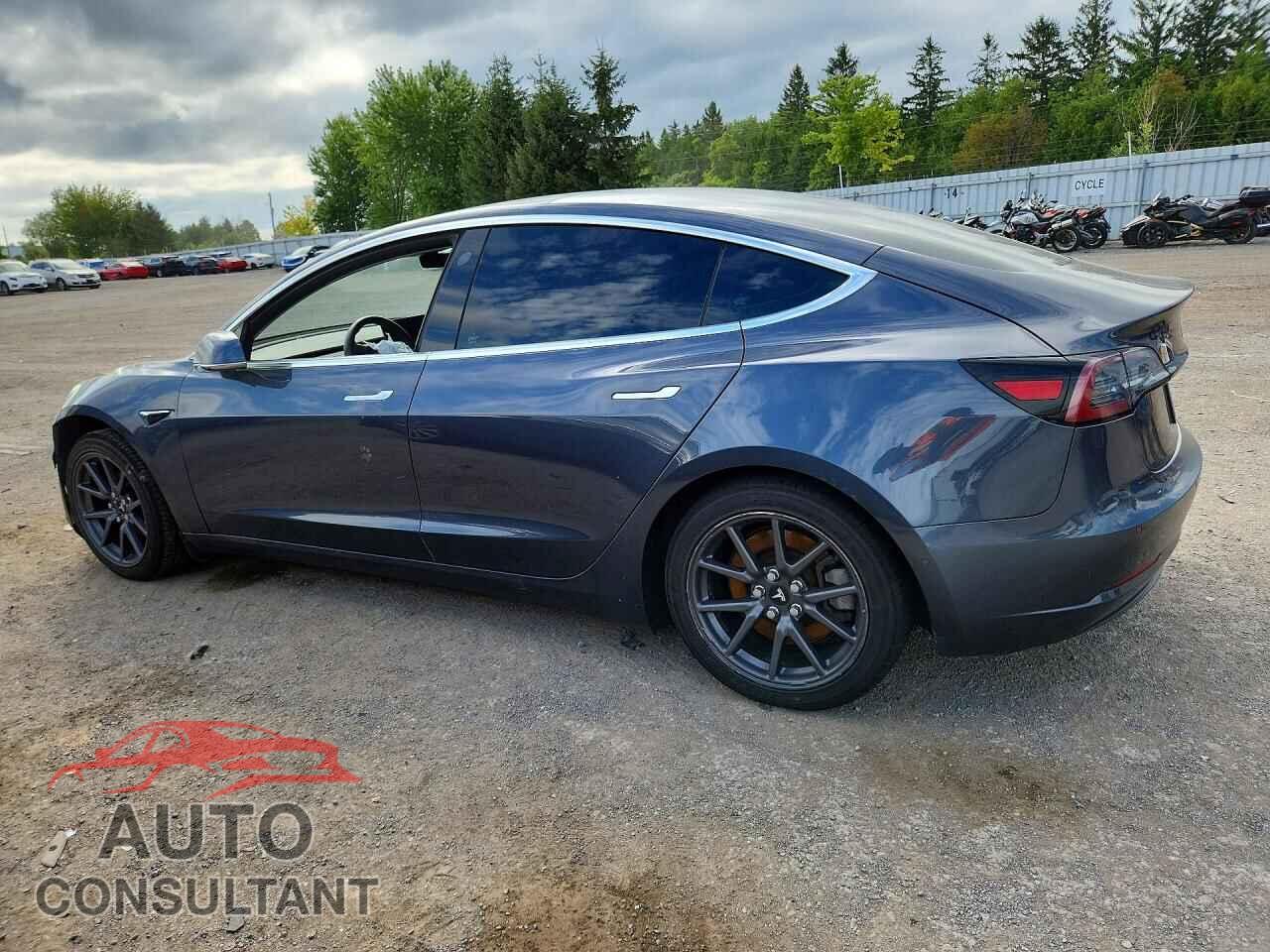 TESLA MODEL 3 2020 - 5YJ3E1EAXLF720711