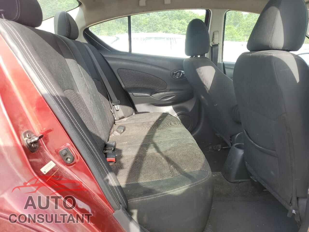 NISSAN VERSA 2017 - 3N1CN7AP3HL884830