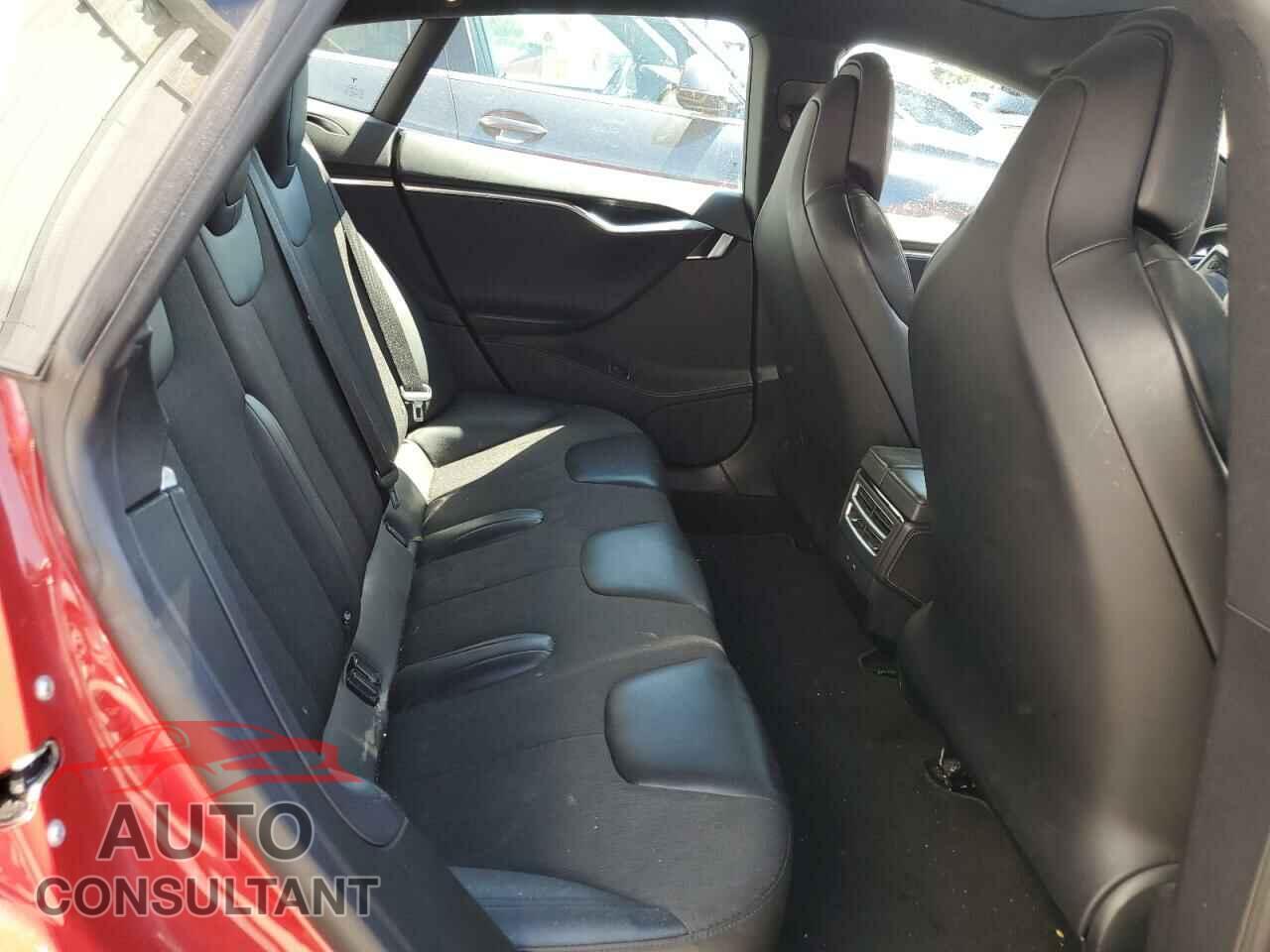 TESLA MODEL S 2017 - 5YJSA1E26HF209570