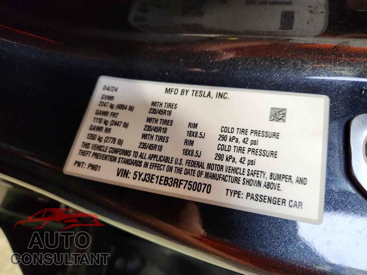 TESLA MODEL 3 2024 - 5YJ3E1EB3RF750070