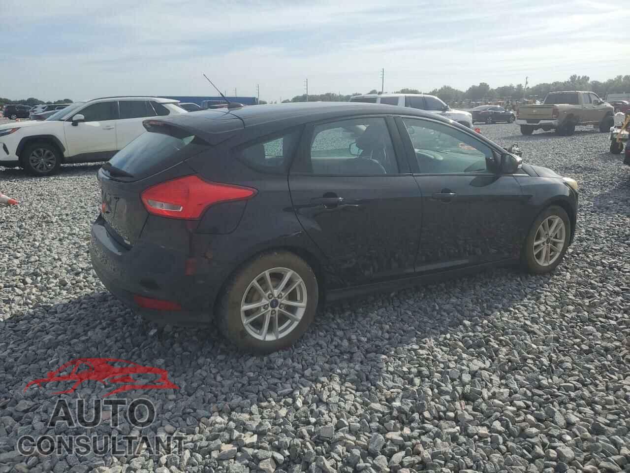 FORD FOCUS 2015 - 1FADP3KE5FL259359