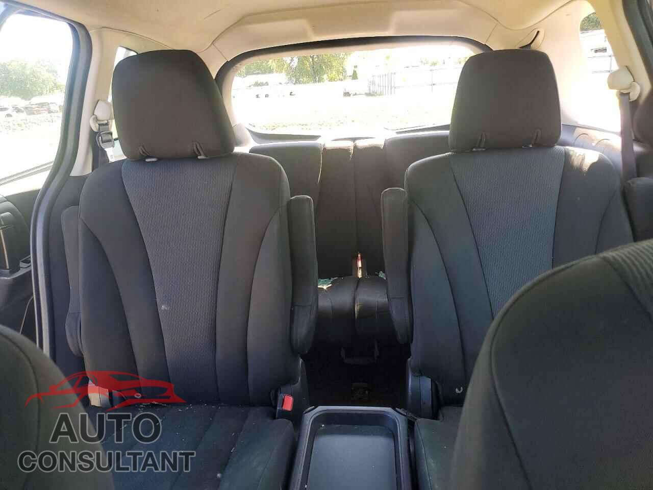 MAZDA 5 2015 - JM1CW2BL8F0183414