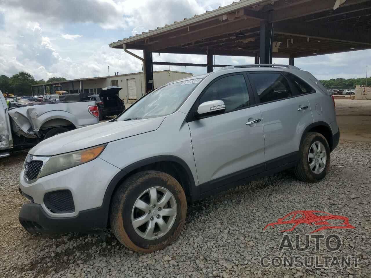 KIA SORENTO 2011 - 5XYKT4A22BG136988