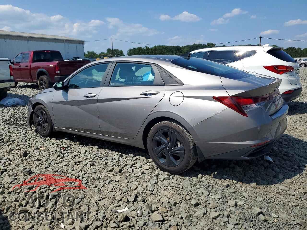 HYUNDAI ELANTRA 2023 - KMHLM4AG9PU511385