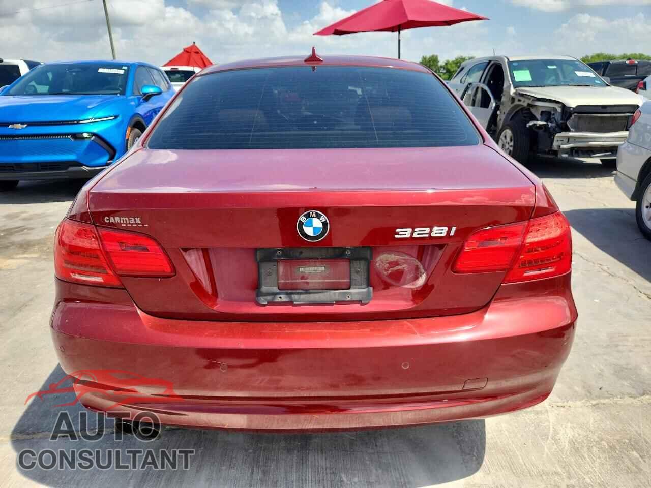 BMW 3 SERIES 2013 - WBAKE3C58DE771895