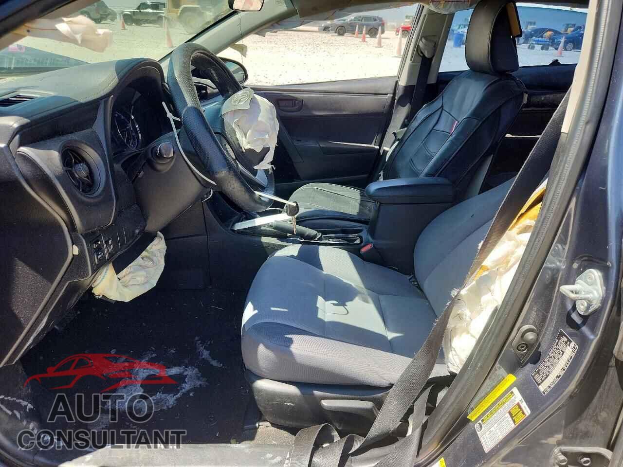 TOYOTA COROLLA 2017 - 5YFBURHE9HP605041