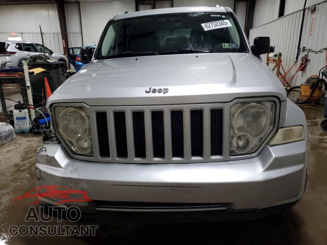 JEEP LIBERTY 2011 - 1J4PP2GK2BW532115