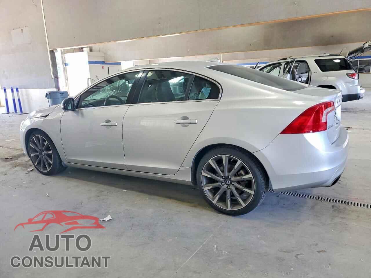 VOLVO S60 2015 - YV140MFB9F1299809