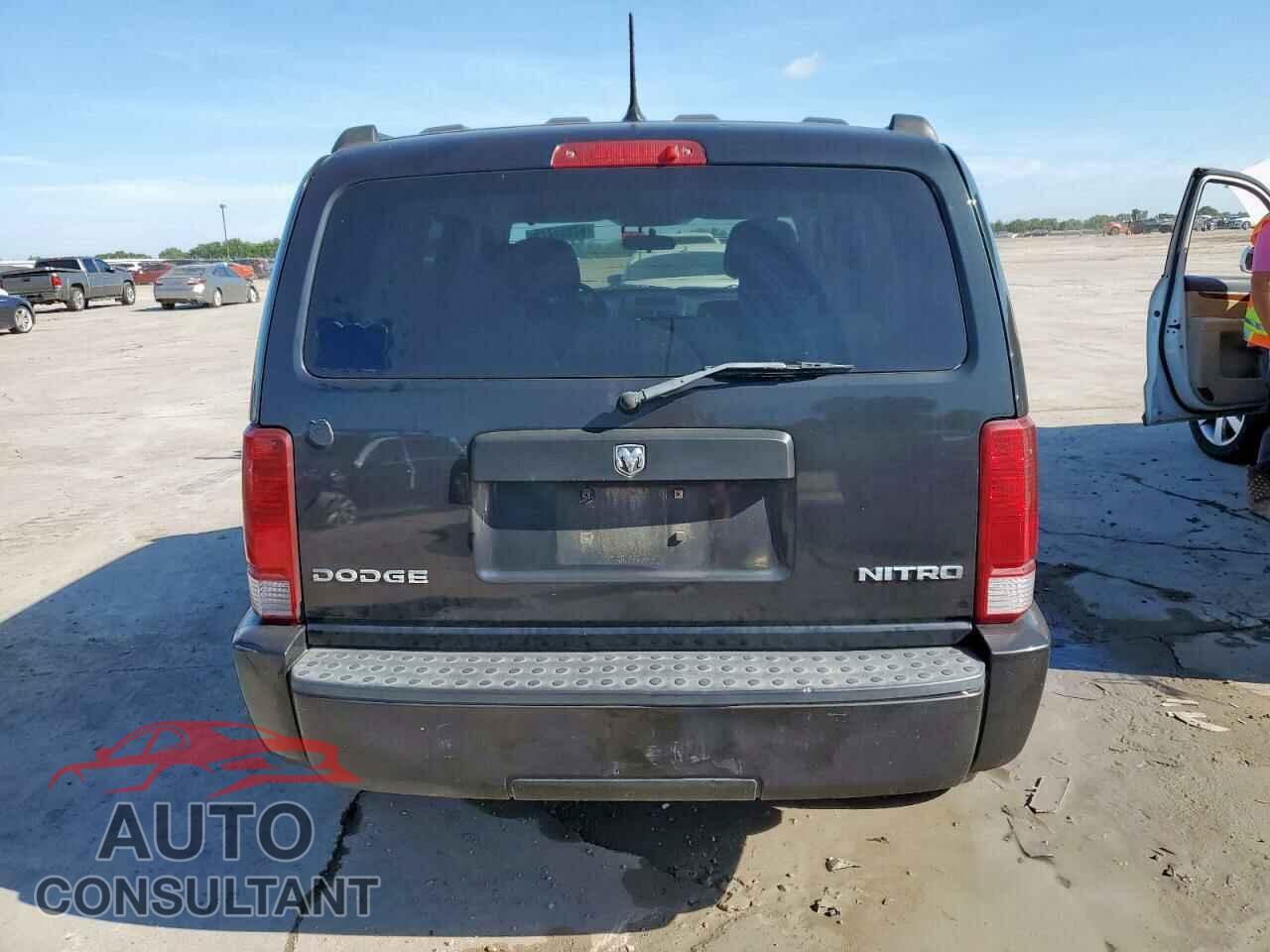 DODGE NITRO 2011 - 1D4PT4GK5BW602318