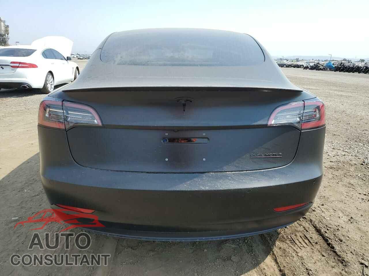 TESLA MODEL 3 2018 - 5YJ3E1EB8JF103460