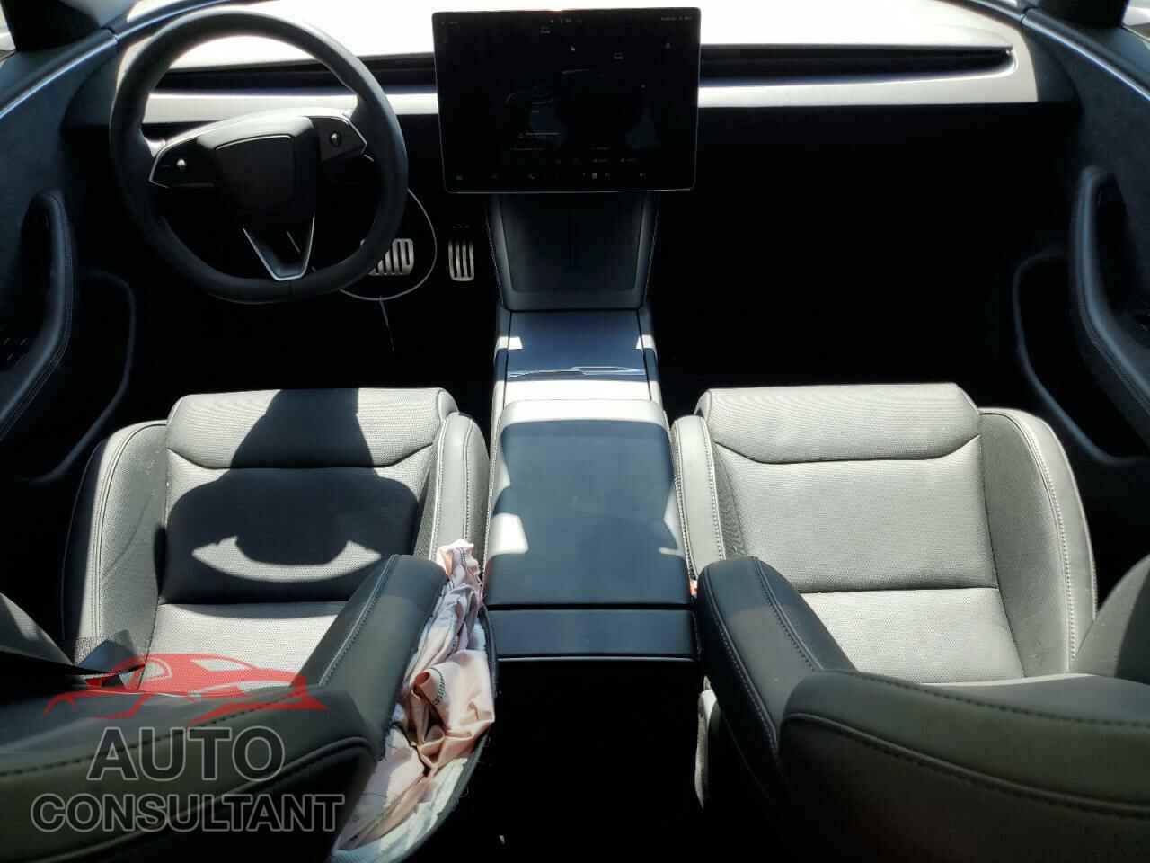 TESLA MODEL 3 2024 - 5YJ3E1ET9RF806568