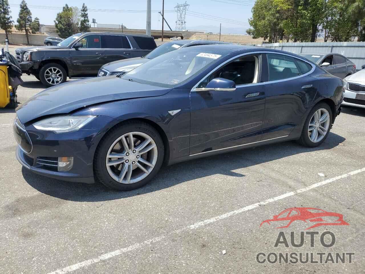 TESLA MODEL S 2013 - 5YJSA1CN4DFP28253