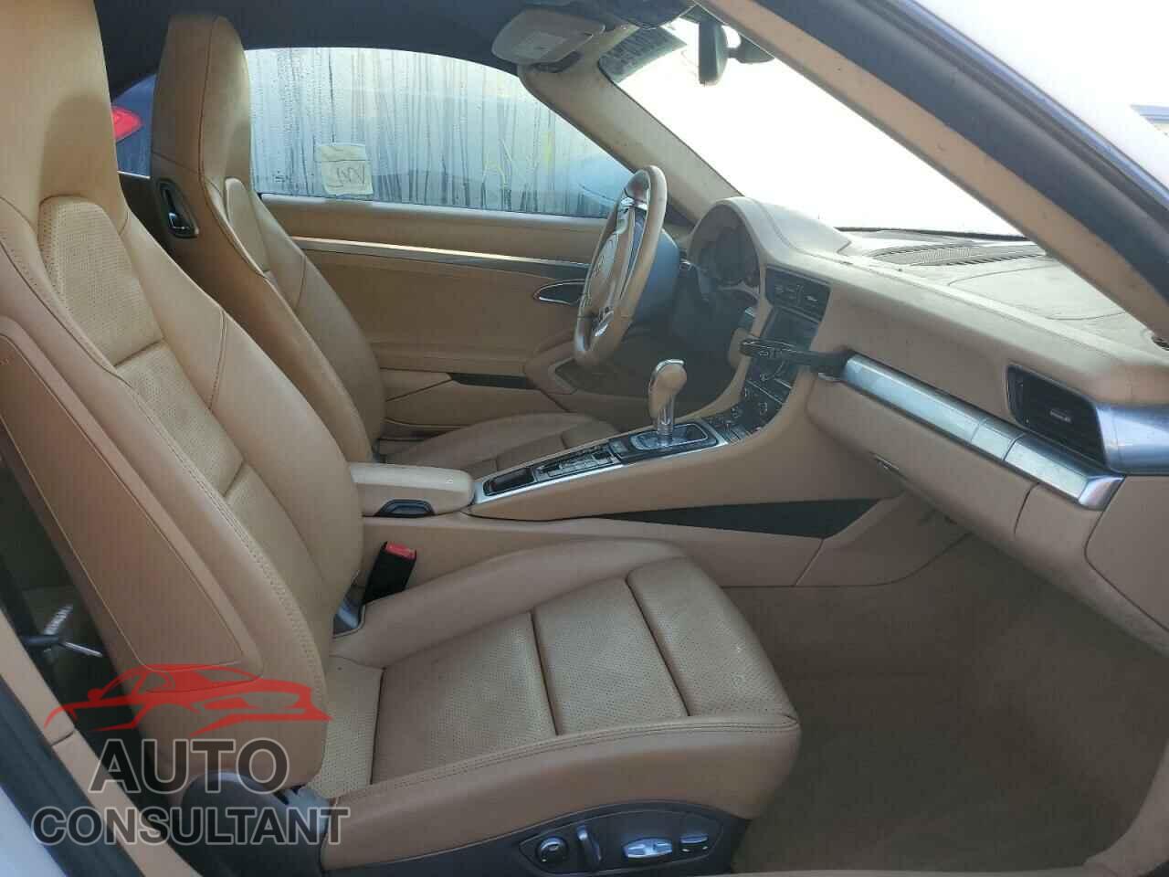 PORSCHE 911 2014 - WP0CA2A99ES140532