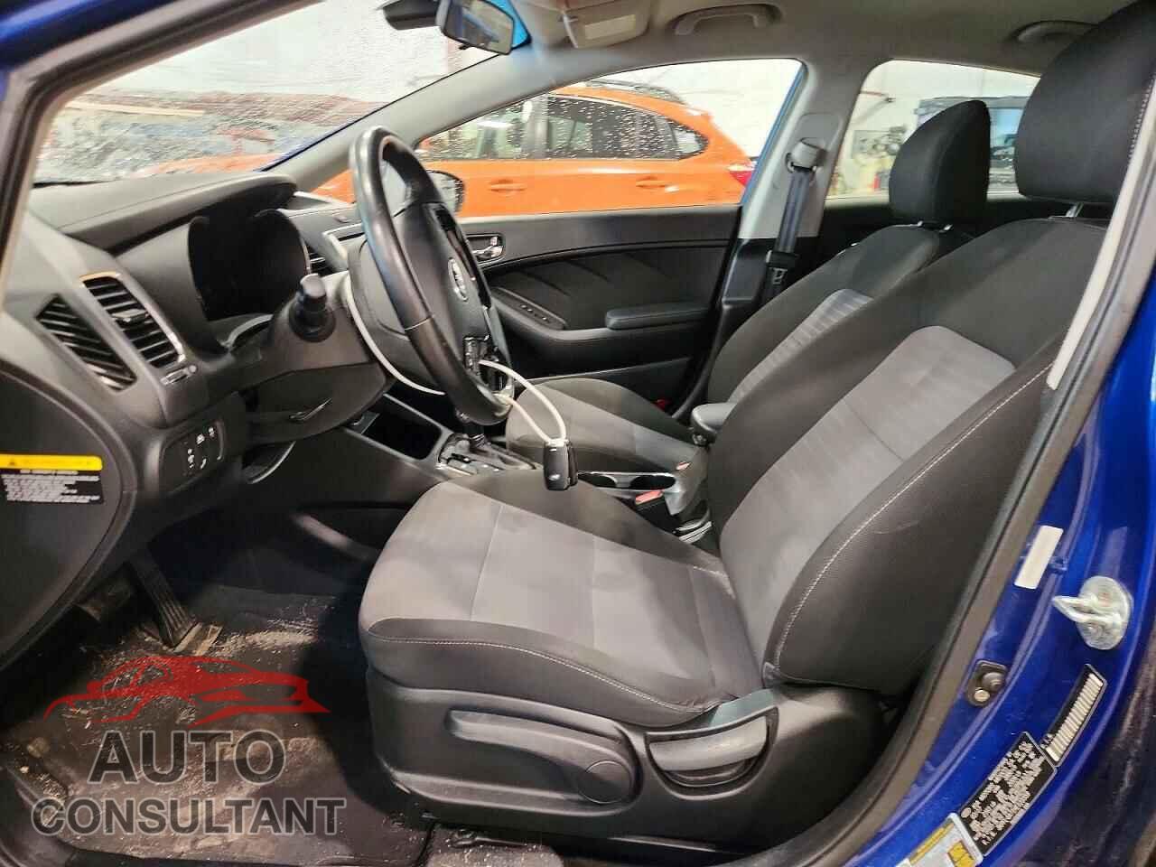 KIA FORTE 2017 - 3KPFL4A71HE123359