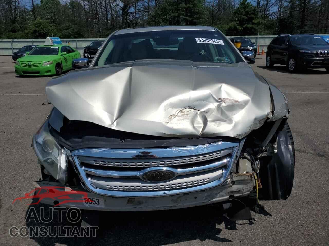 FORD TAURUS 2011 - 1FAHP2FW0BG104882