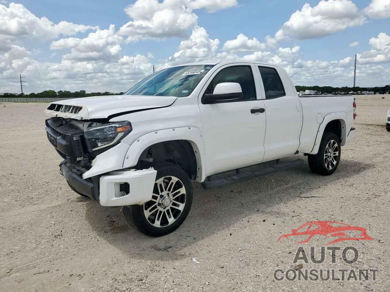 TOYOTA TUNDRA 2016 - 5TFUW5F15GX582417