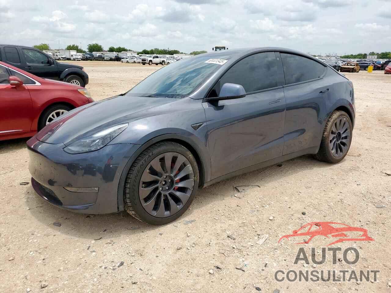 TESLA MODEL Y 2021 - 5YJYGDEF1MF252284
