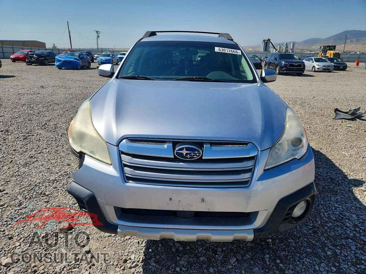 SUBARU OUTBACK 2014 - 4S4BRBKC9E3228565