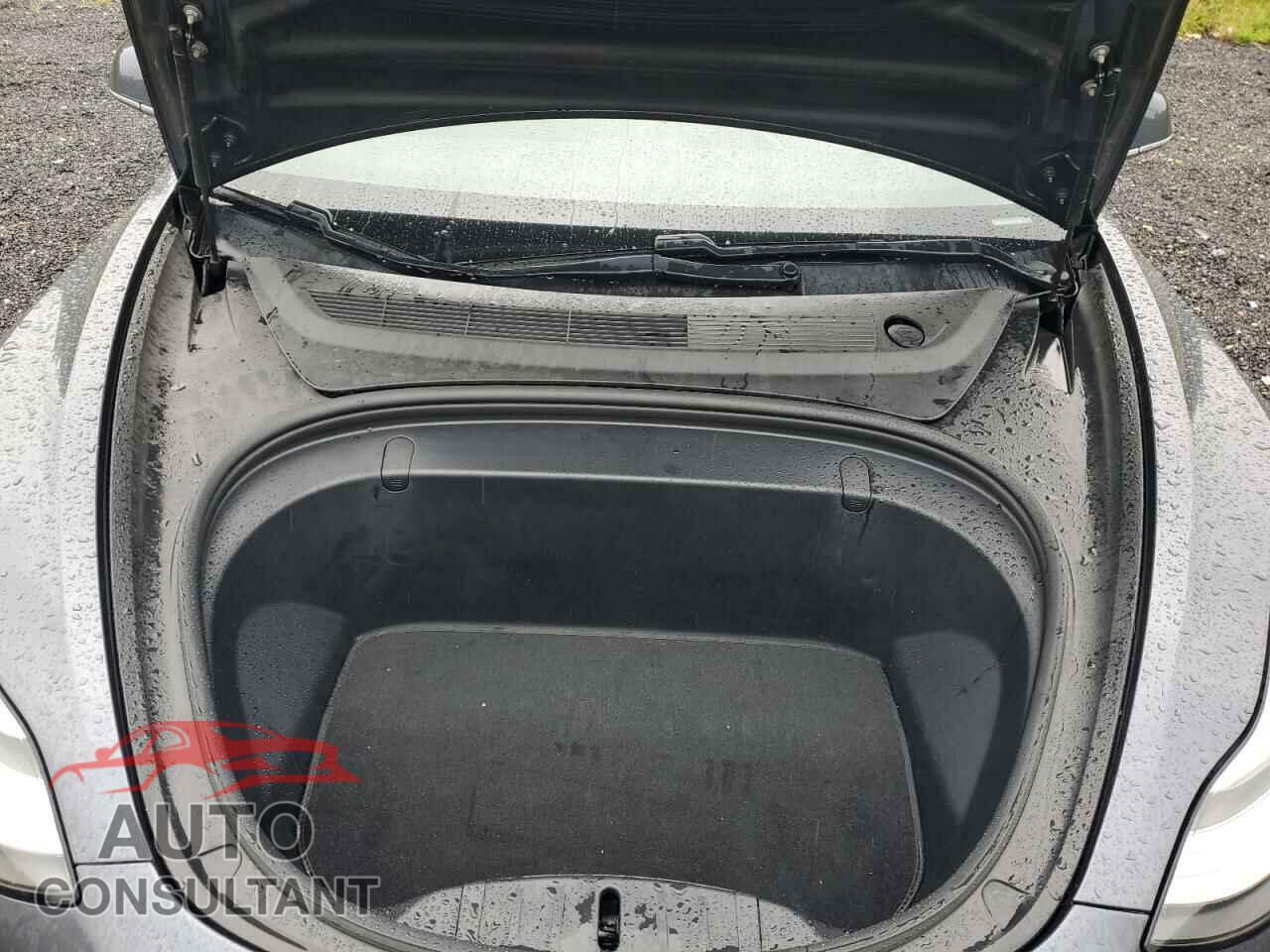 TESLA MODEL 3 2018 - 5YJ3E1EA2JF059432