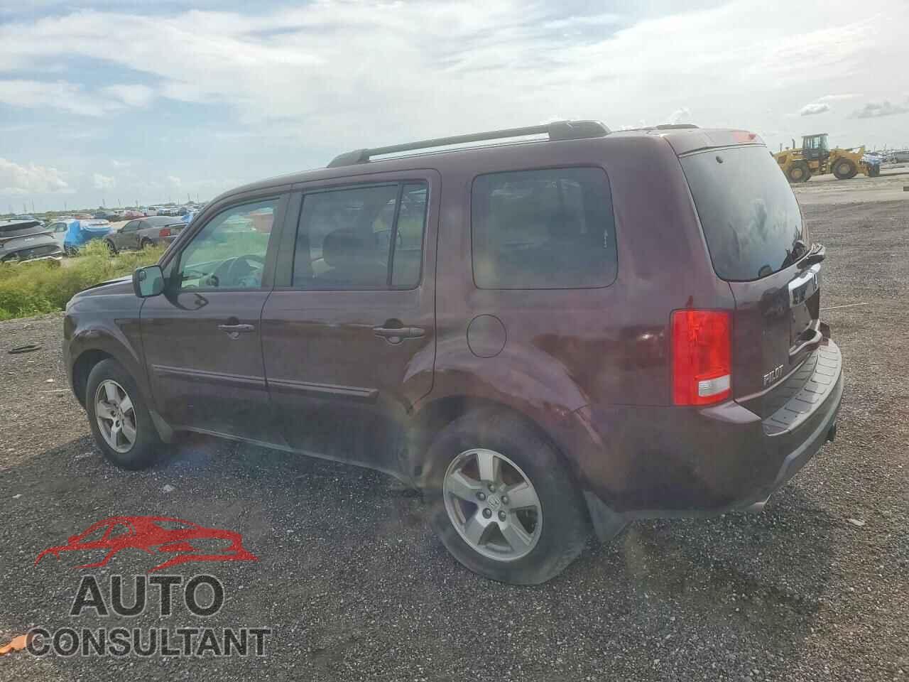 HONDA PILOT 2011 - 5FNYF3H64BB027718