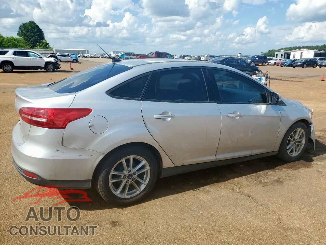 FORD FOCUS 2017 - 1FADP3F20HL342040