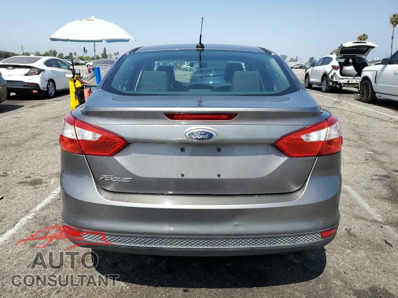 FORD FOCUS 2012 - 1FAHP3E21CL155207