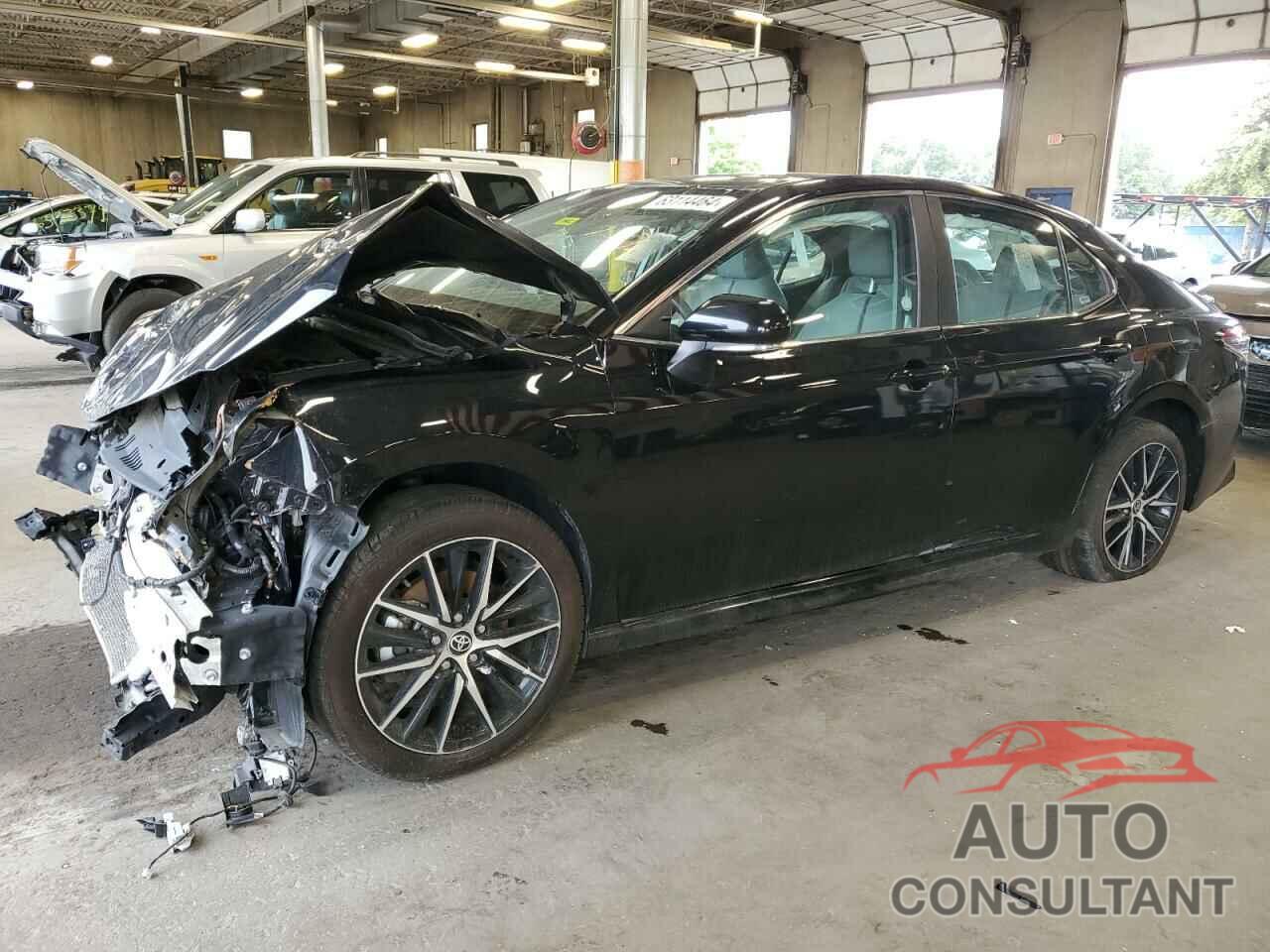 TOYOTA CAMRY 2022 - 4T1G11AK8NU672630