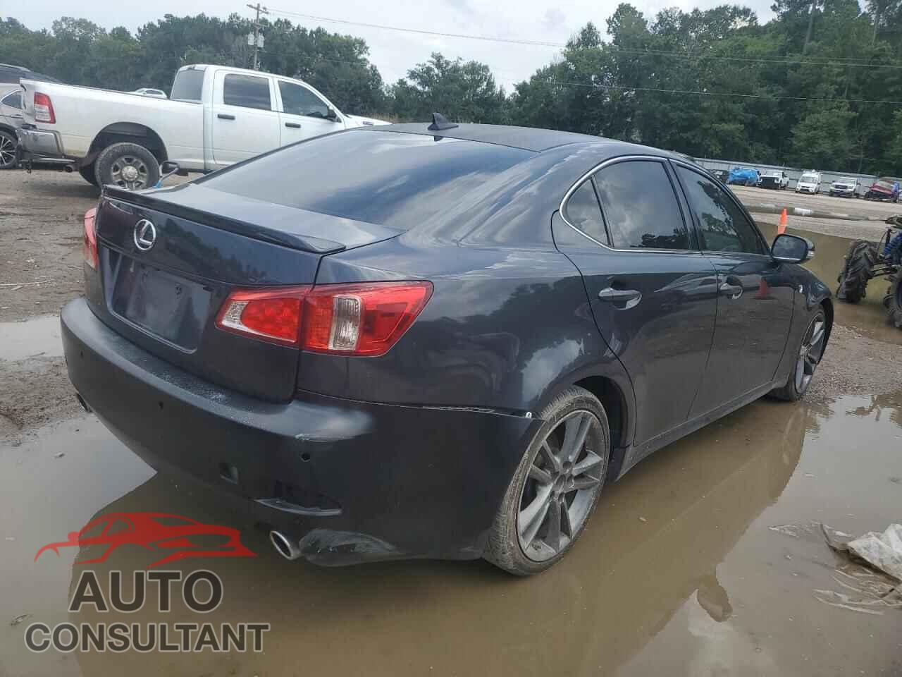 LEXUS IS 2011 - JTHBF5C26B5151740
