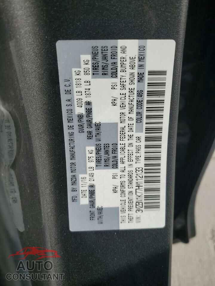 MAZDA 3 2017 - 3MZBN1K77HM112133