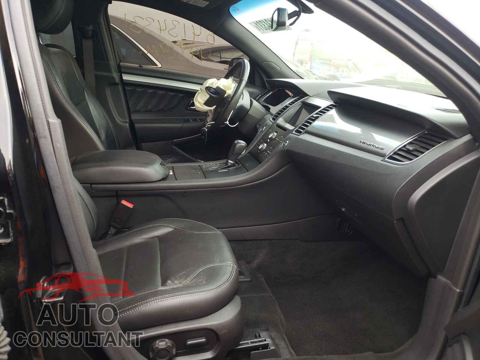 FORD TAURUS 2016 - 1FAHP2E85GG133031