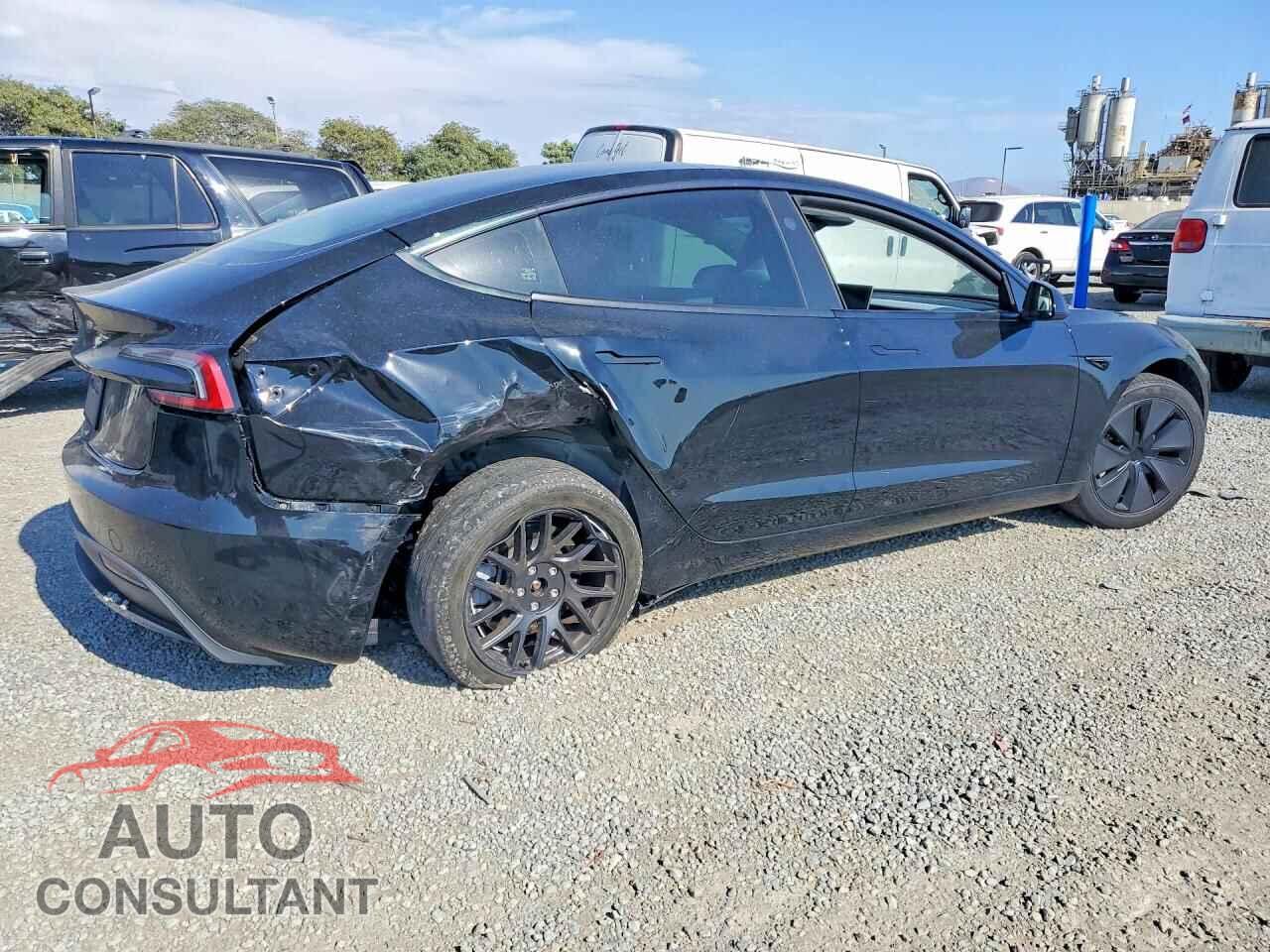 TESLA MODEL 3 2024 - 5YJ3E1EA0RF815528