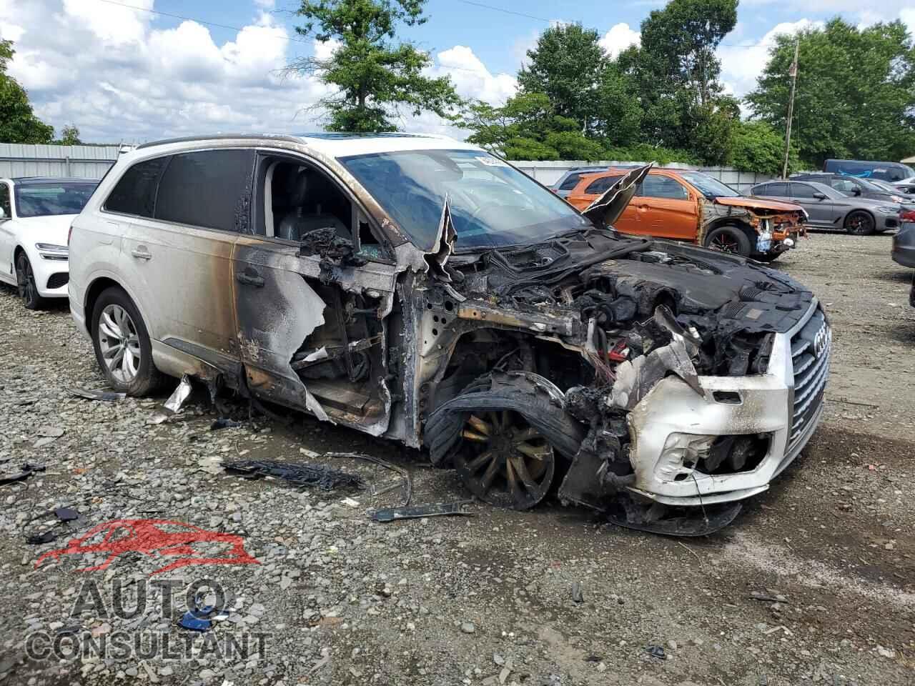 AUDI Q7 2018 - WA1LAAF74JD025573