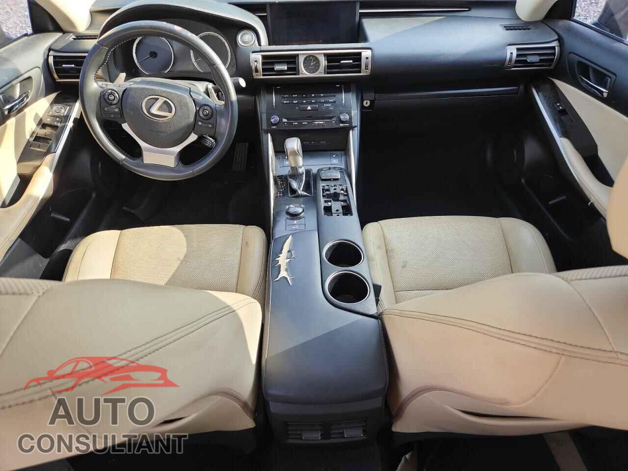 LEXUS IS 2014 - JTHCE1D20E5001576