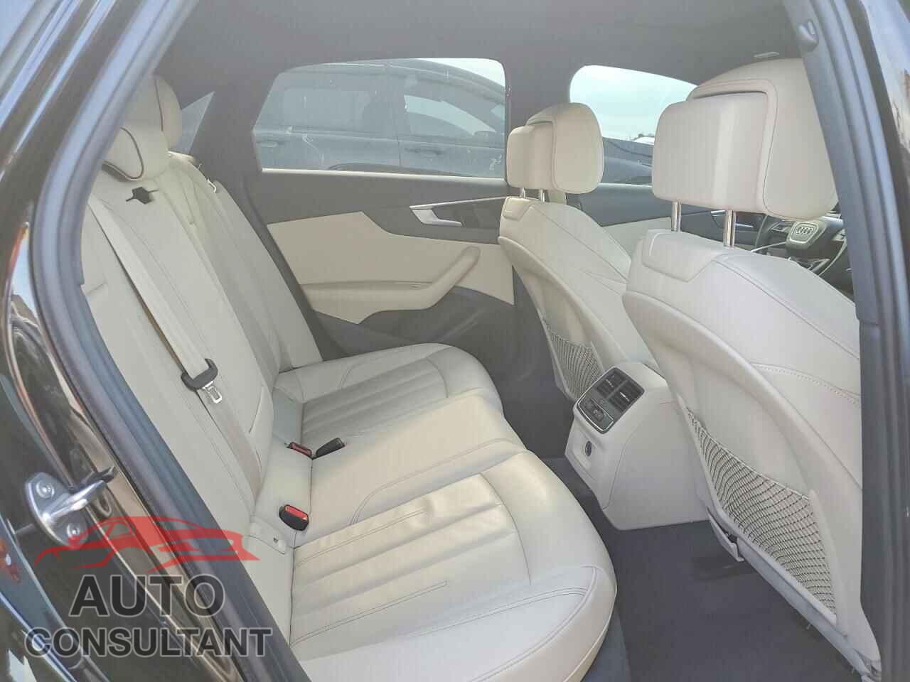 AUDI A4 2024 - WAUDAAF41RN008555