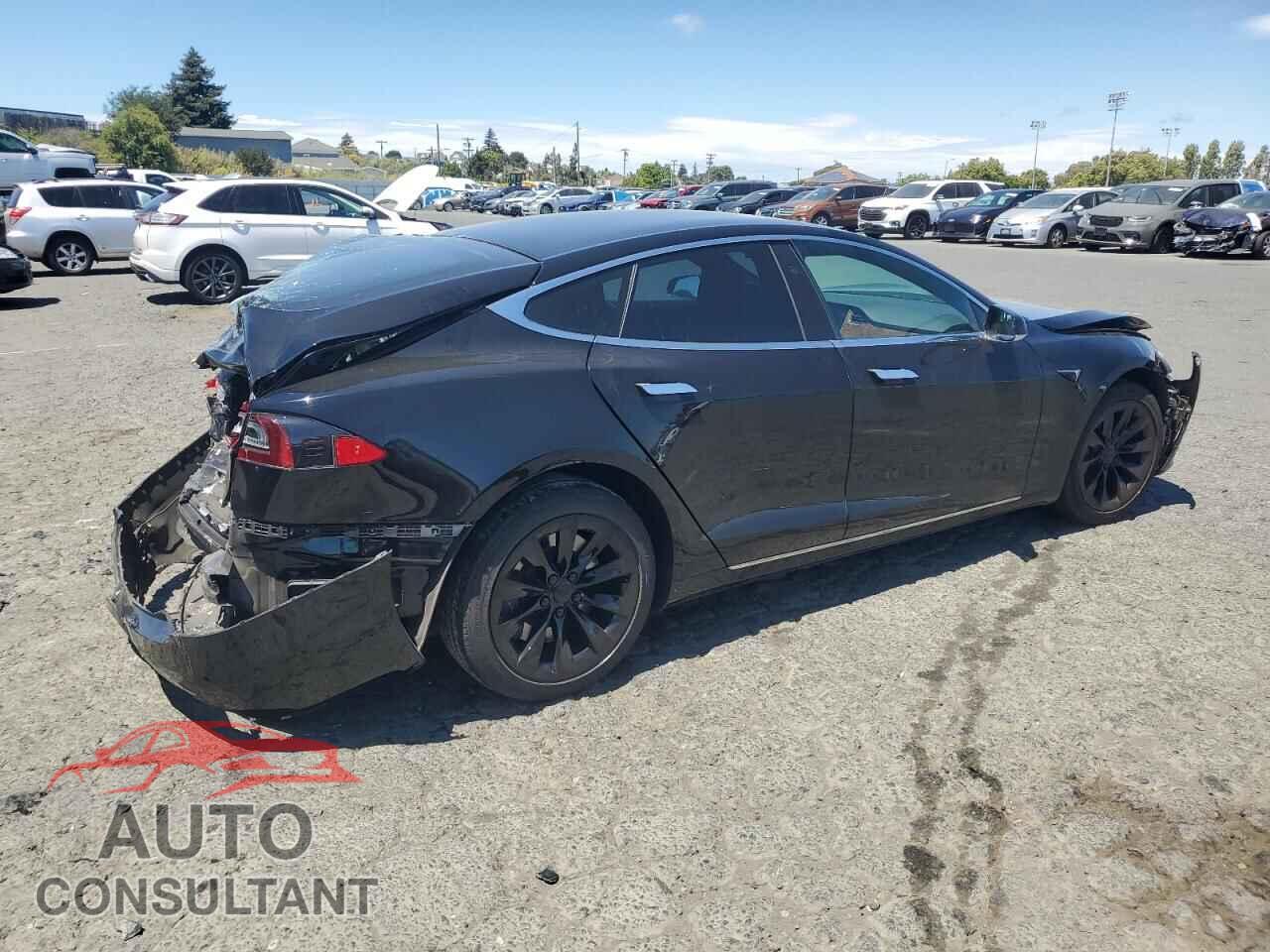 TESLA MODEL S 2018 - 5YJSA1E21JF295148
