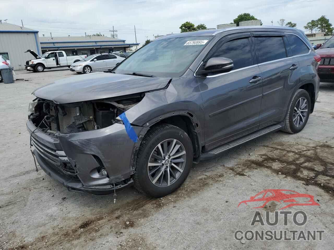 TOYOTA HIGHLANDER 2018 - 5TDJZRFH1JS542508