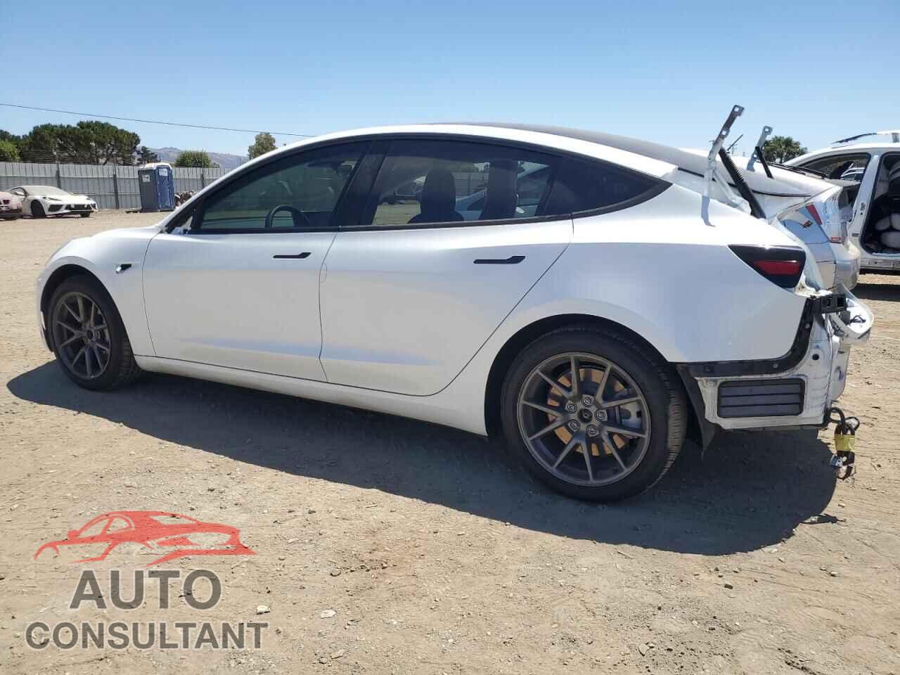 TESLA MODEL 3 2021 - 5YJ3E1EA5MF052723
