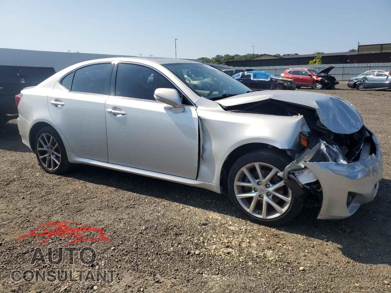 LEXUS IS 2012 - JTHCF5C22C5053732
